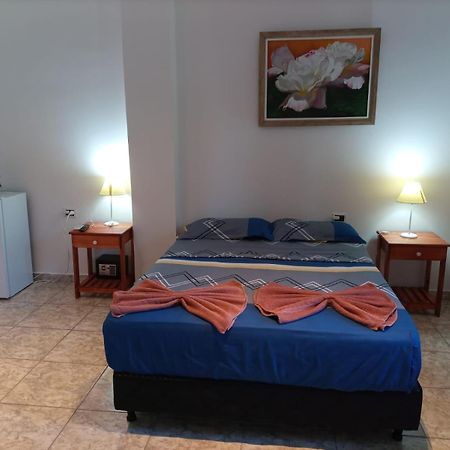 Hotel Village Del Sol 푸에르토이과수 외부 사진